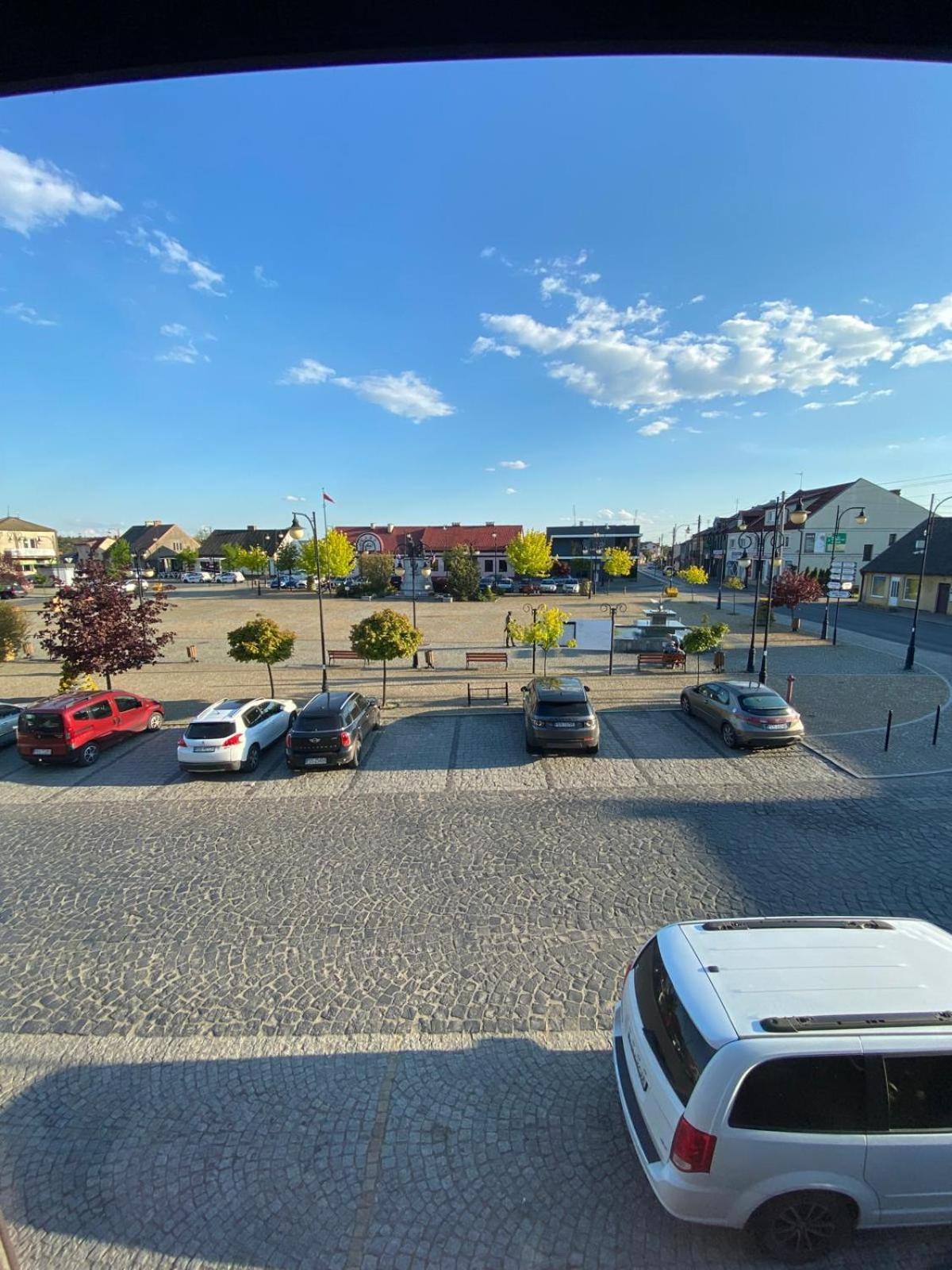 Na Rynku Ślesin Exterior foto